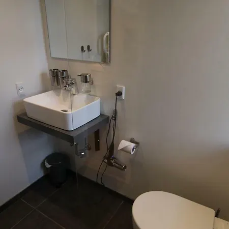 Lillevang Hotel 2*