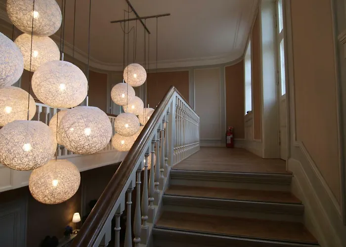 Lillevang Hotell 2*