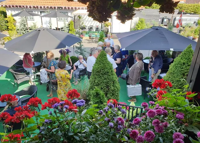 Lillevang Hotel 2*